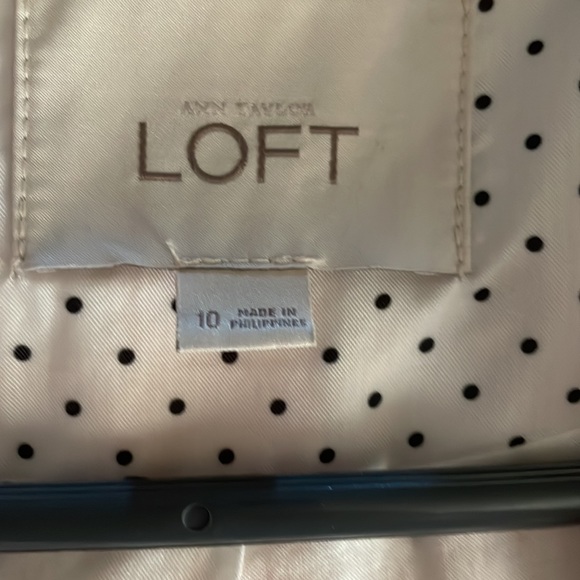 Loft size 10 one button closure blazer. Pretty pink color. - Picture 3 of 7